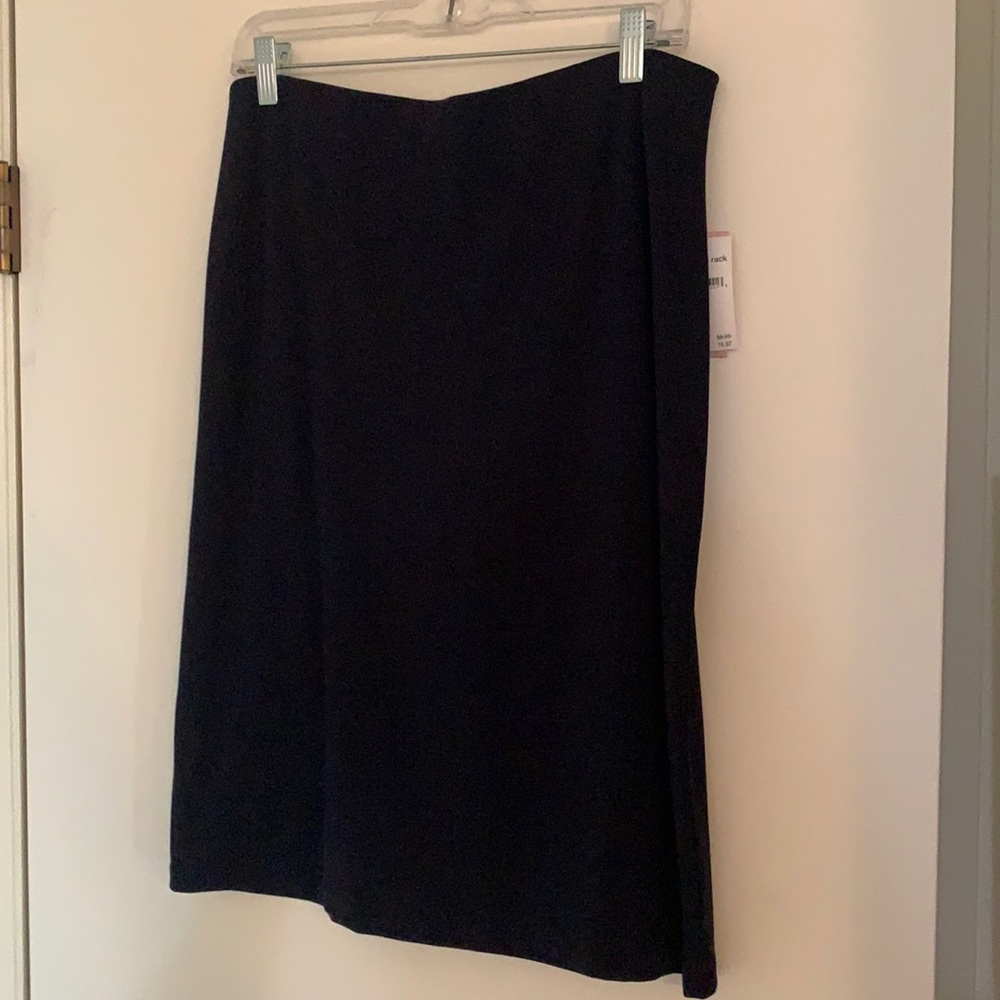 New skirt with tags